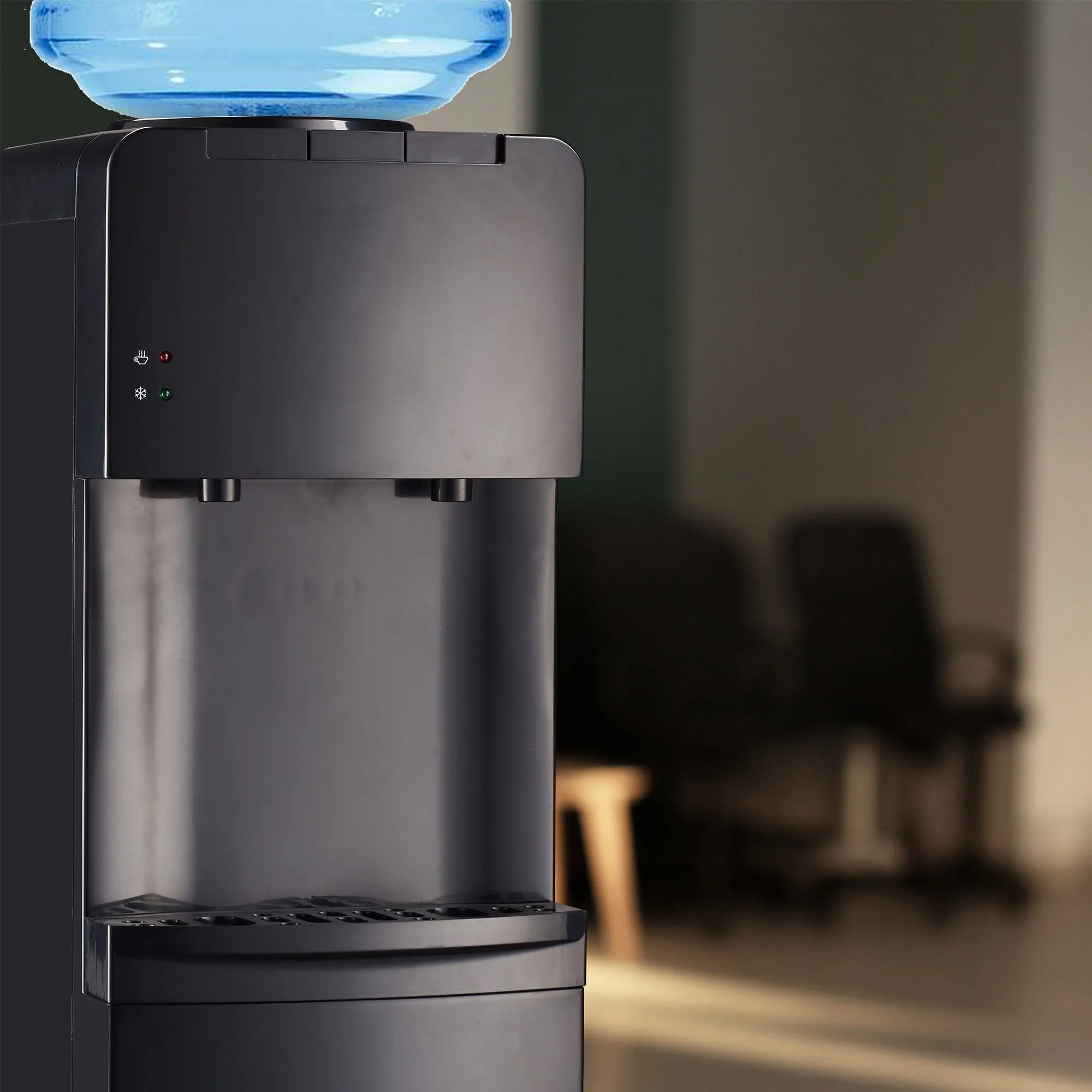 À la Cuisine - Floor Water Dispenser (in-store pickup only)