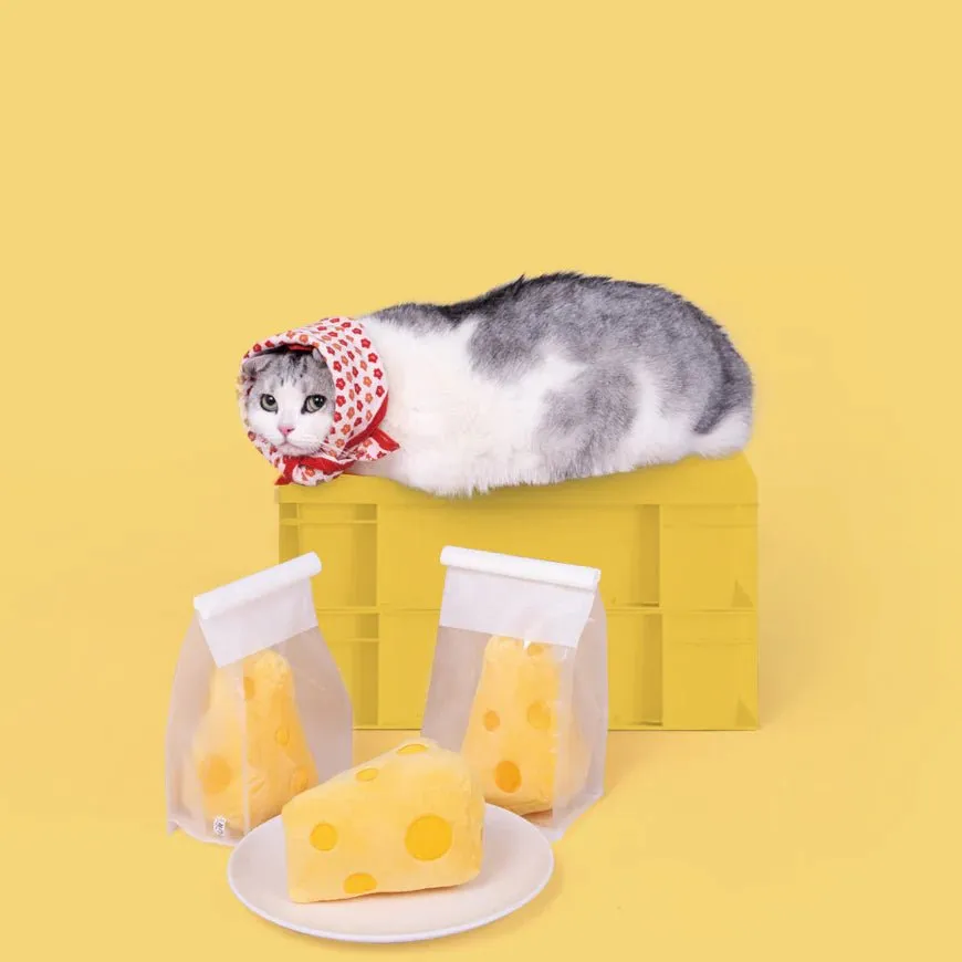 PURLAB Cheese Cat Toy With Catnip
