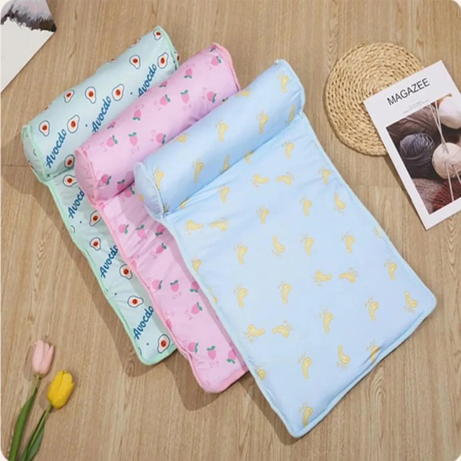 RJDJ Cats/Dogs Cooling Bed, Ice Silk Cool Pillow Cushion, Pet Ice Pad Mat, Pet Cooling Ice Mat, Washable Breathable Summer Pet Ice Mat Sleeping Pad with Pillow (Pink, 60 * 40cm)